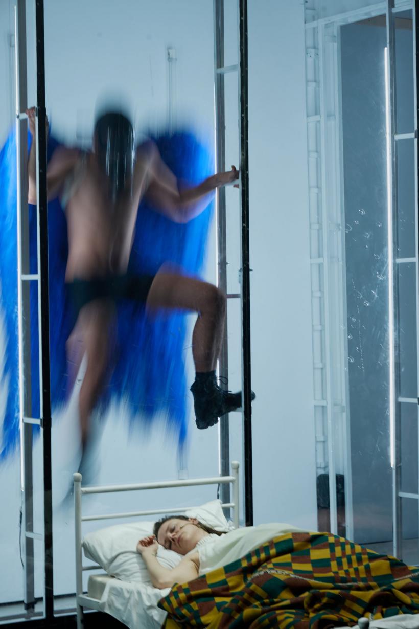 Primul proiect teatral al regizorului Botond Nagy pe scena Naționalului din Iași, premiera „Femeia – câmp de luptă” de Matei Vișniec 18985050