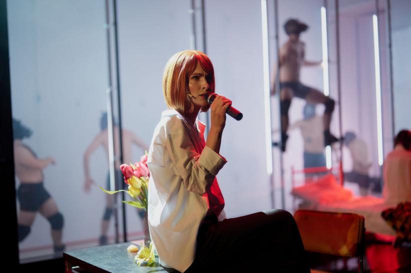 Primul proiect teatral al regizorului Botond Nagy pe scena Naționalului din Iași, premiera „Femeia – câmp de luptă” de Matei Vișniec 18985051