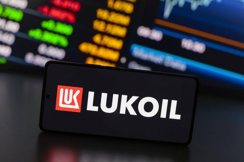 SUA extind termenul pentru vânzarea activelor Lukoil. Gigantul rus își caută cumpărători pentru active de 22 miliarde de dolari. România, printre piesele-cheie ale tranzacției