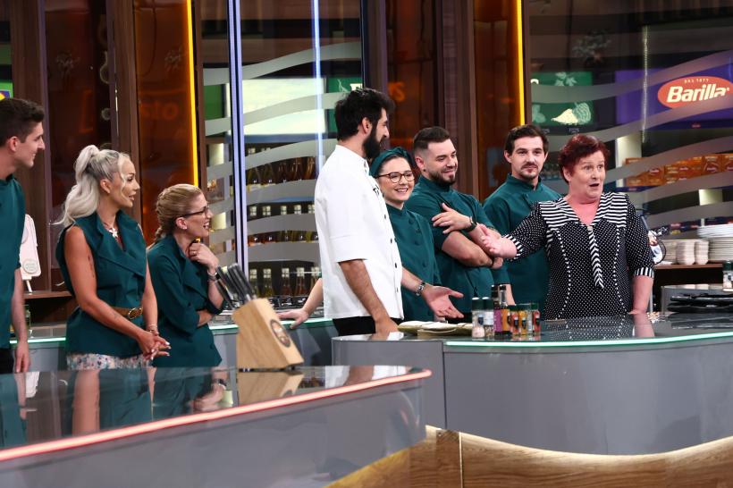 Chefi la cuțite, lider de audiență.  Schimbări în trei echipe, ieri, după duelul amuletelor dintre Chef Richard și Chef Orlando 18985185