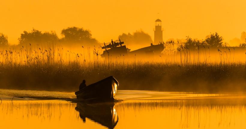 Constantin C. Tonegaru, căpitanul literaturii noastre marinărești 18985021
