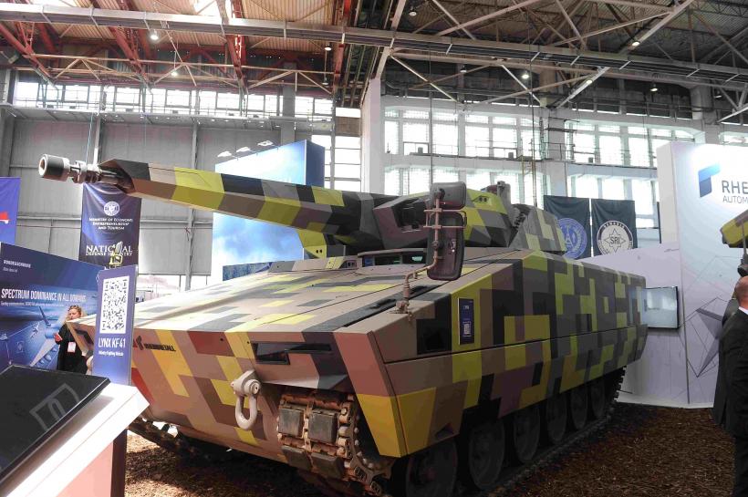 Ofertă-bombă pentru mașina de luptă a infanteriei, contractul de 3 miliarde de euro al Armatei 18985090