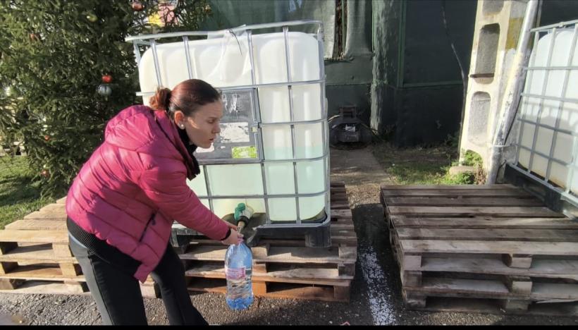 REPORTAJ. Goana după apă: Cum au supraviețuit, două săptămâni, oamenii din „Sahara de Prahova” 18985236