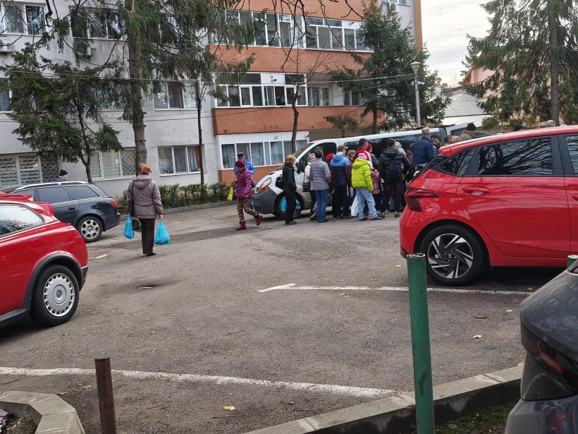 REPORTAJ. Goana după apă: Cum au supraviețuit, două săptămâni, oamenii din „Sahara de Prahova” 18985239