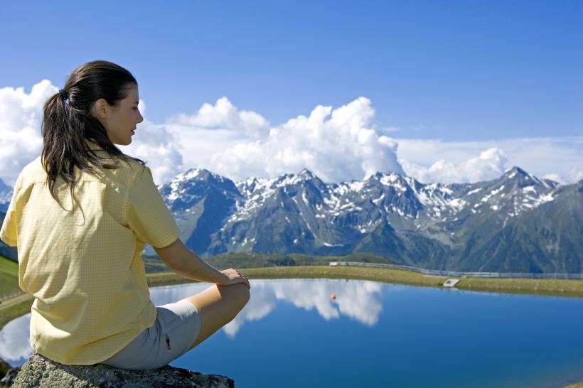 Ce este stoicismul? 7 moduri în care această filozofie antică îți poate îmbunătăți viața