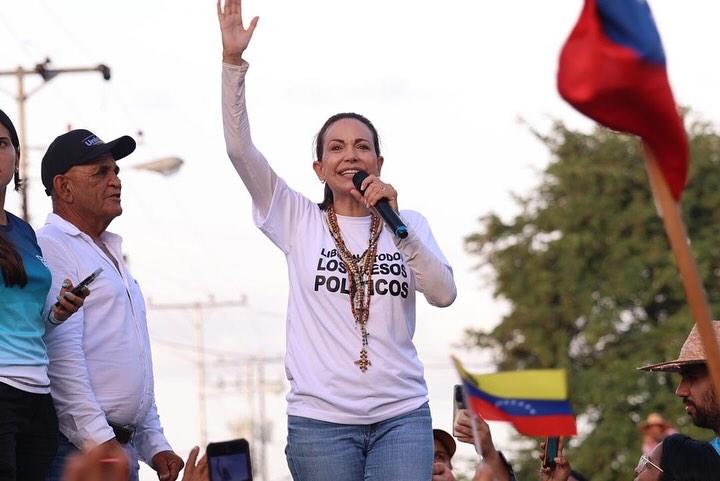 Maria Corina Machado pregătește Venezuela pentru plecarea lui Maduro