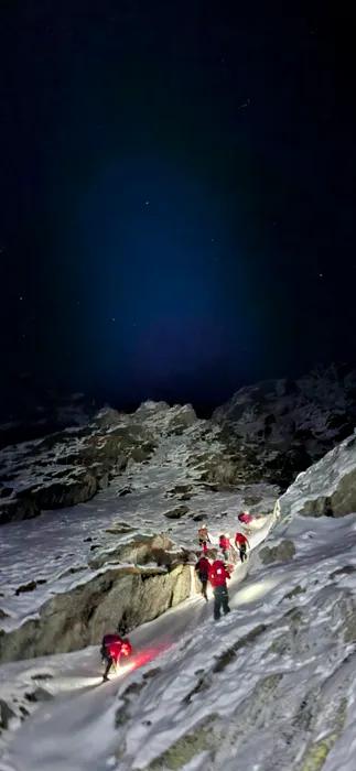 Turist rănit grav după ce a căzut în Munții Făgăraș, între Vârful Netedu și Valea Văiuga 18985484