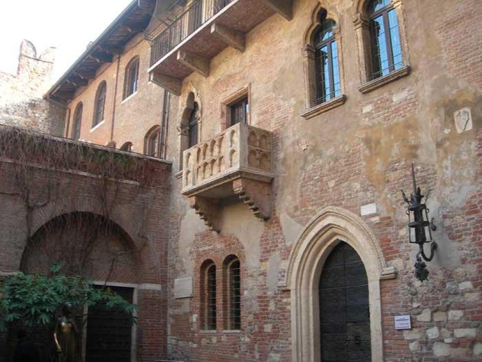 Verona introduce taxă de 12 euro pentru acces la „Casa Julietei” în perioada sărbătorilor