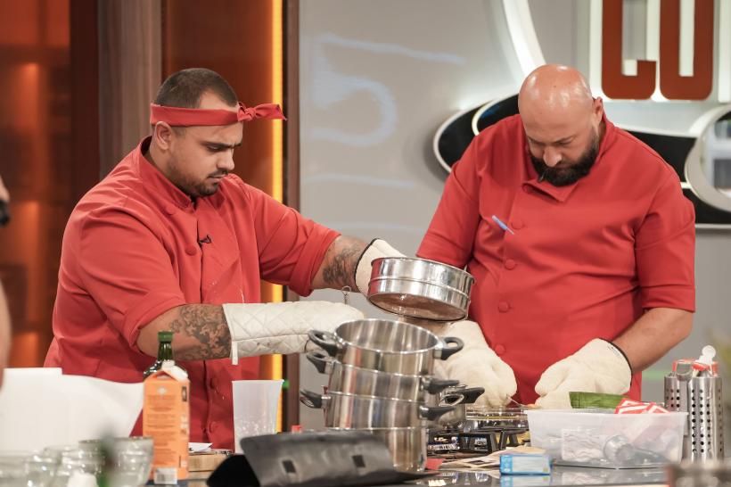 Diseară, la Chefi la cuțite: rezultat fără precedent al jocului de început - unul dintre jurați va obține o superputere. Echipele, provocate în battle de două amulete 18985667