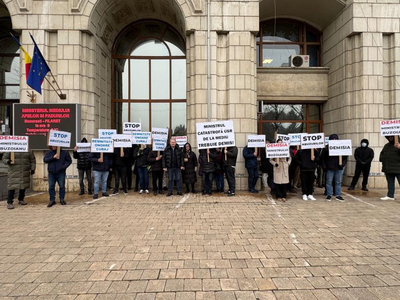 STOP abuzurilor! PUSL continuă protestele și cere premierului Ilie Bolojan demiterea ministrei Diana Buzoianu