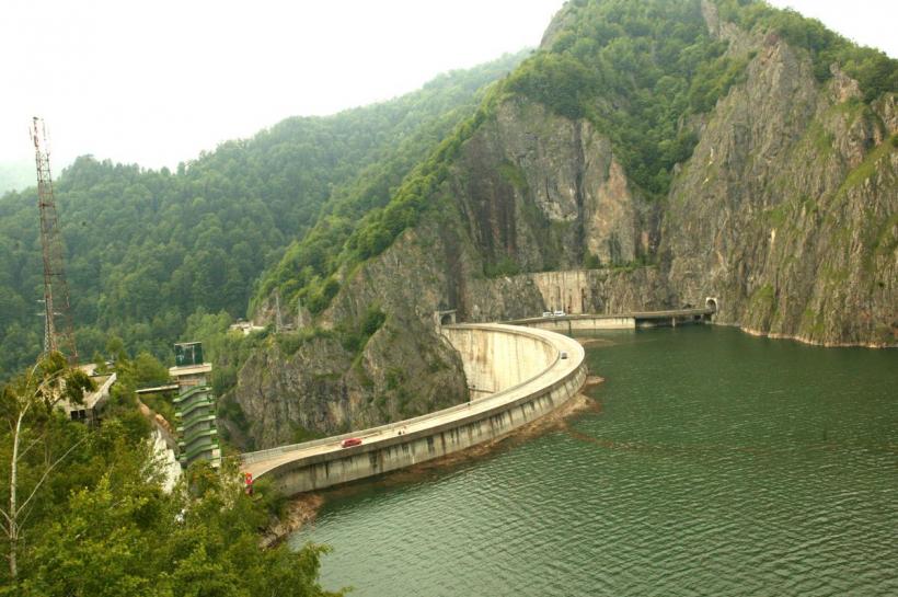 Mărturii din trecut: Ce a scos la iveală golirea Lacului Vidraru