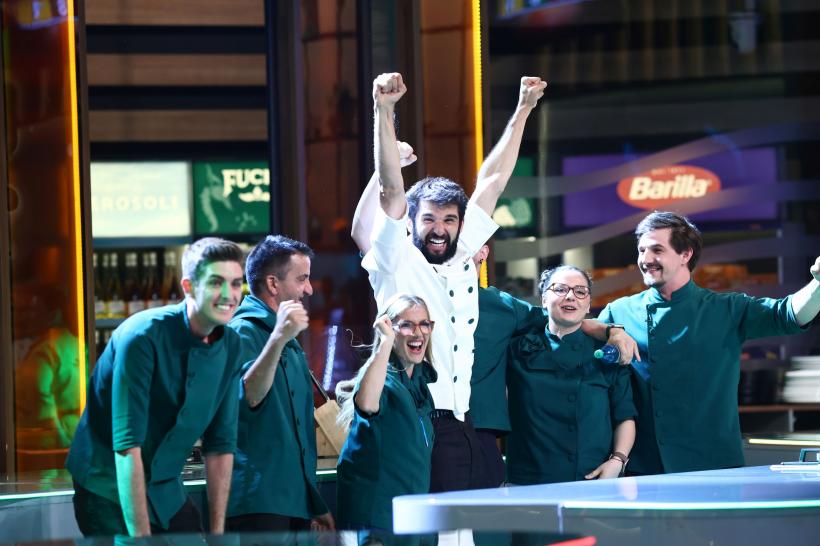 Chefi la cuțite, lider de audiență. Victorie detașată pentru echipa lui Chef Richard la battle-ul de ieri și record de punctaje maxime la proba individuală 18986299