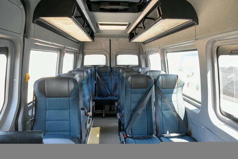 Topul celor mai scumpe microbuze electrice pentru școli, într-un dosar DNA 18986151