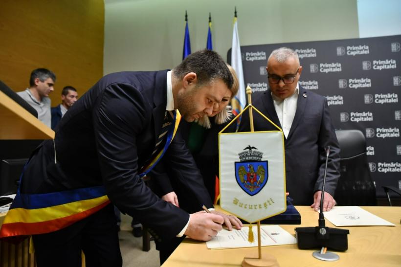 Ciprian Ciucu a depus jurământul ca primar general al Capitalei: Vom avea foarte mult de lucru 18986528