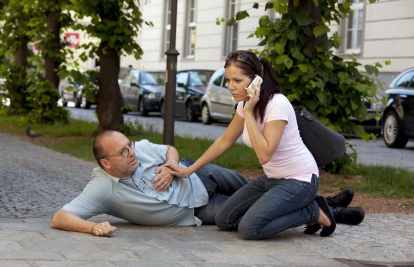 Un chirurg celebru spune adevărul dur: aceste alimente banale îți distrug inima zilnic