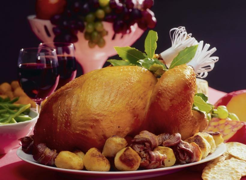 Situație fără precedent în Marea Britanie: Supermarketurile importă curcani din UE pentru a acoperi cererea de Crăciun