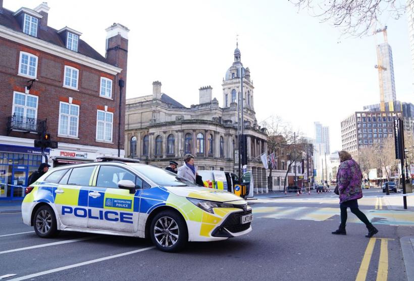 Coșmar de 13 ani: Fostul soț și alți cinci bărbați, acuzați de violuri și abuzuri sexuale împotriva unei femei din Marea Britanie