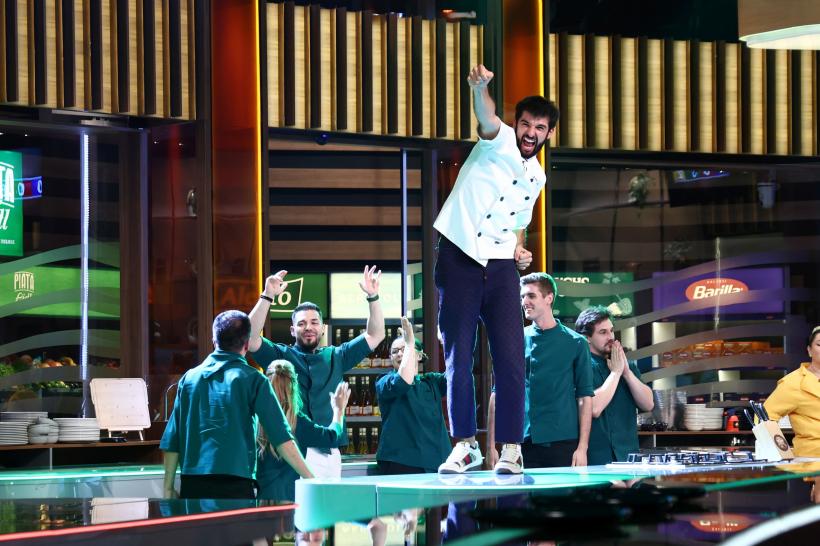 Ștefana Mercori, salvată de la eliminare, aseară, la Chefi la cuțite. Surpriză de proporții diseară, la ultimul battle: se schimbă regula de trecere în Semifinală!