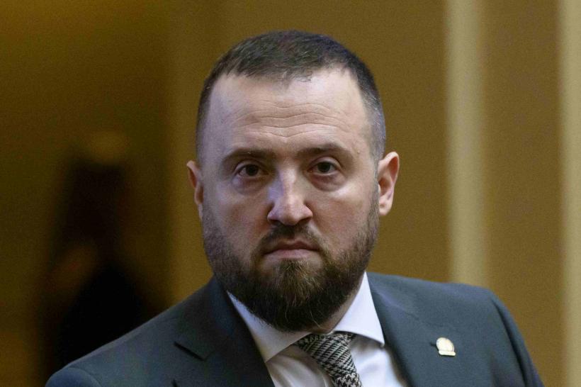 Războiul politicul contra justiției, în patru pași: Pensiile magistraților, „referendumul”, șefia serviciilor și numirea conducerilor marilor parchete 18986931