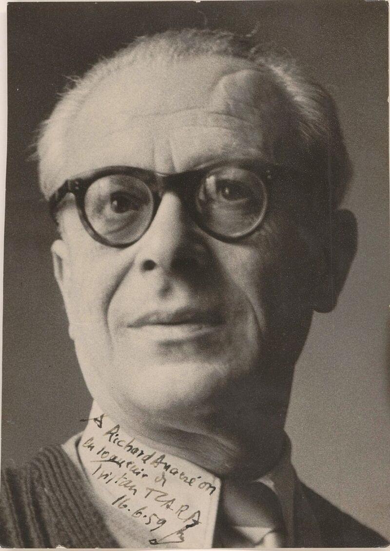 Tristan Tzara, izbăvirea vine de Crăciun  18986889