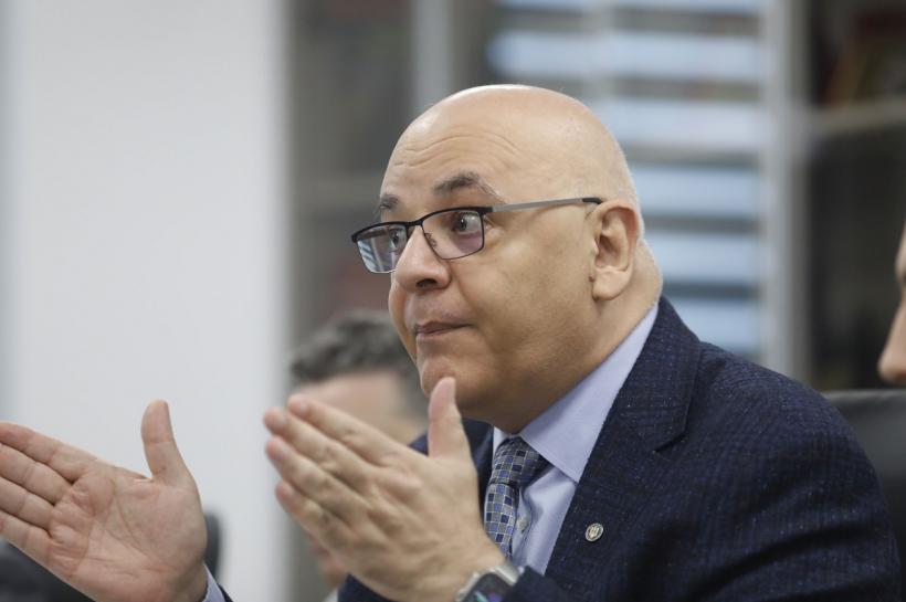 Vreme extremă: Arafat pregătește scenarii de intervenție pentru viscolul și ninsorile anunțate de meteorologi