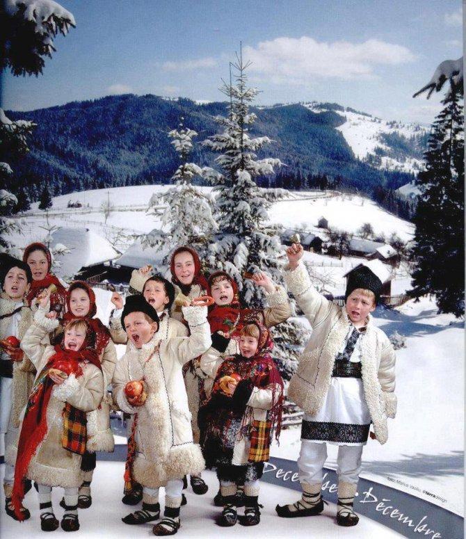 Tradiții românești în Ajunul Crăciunului: Obiceiuri în diferitele regiuni ale țării