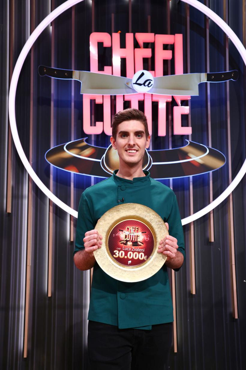 Luca Zvaleni, cuțitul de aur al lui Chef Richard Abou Zaki,  a câștigat sezonul 16 Chefi la cuțite 18987251