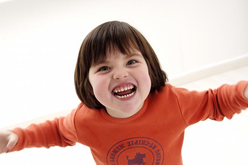 Parenting fără nervi: Ce faci când copilul te sfidează