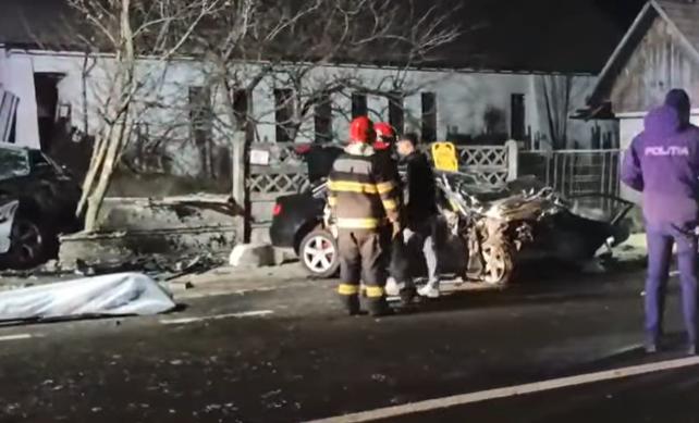 Accident cu doi morți, în Bistrița-Năsăud, după ce două mașini s-au ciocnit frontal la Prundu Bârgăului 18987297