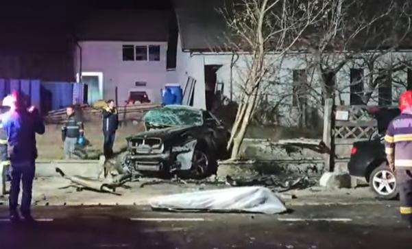 Accident cu doi morți, în Bistrița-Năsăud, după ce două mașini s-au ciocnit frontal la Prundu Bârgăului 18987299