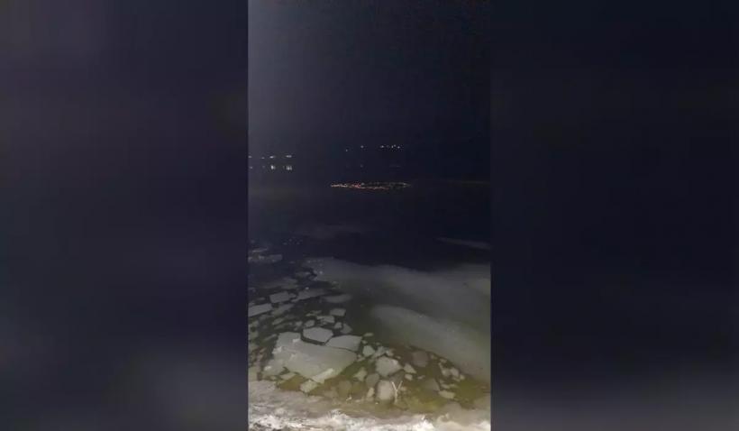 Tragedie în Vaslui: Doi copii s-ar fi înecat în acumularea Tăcuta, după ce gheaţa pe care traversau s-a rupt