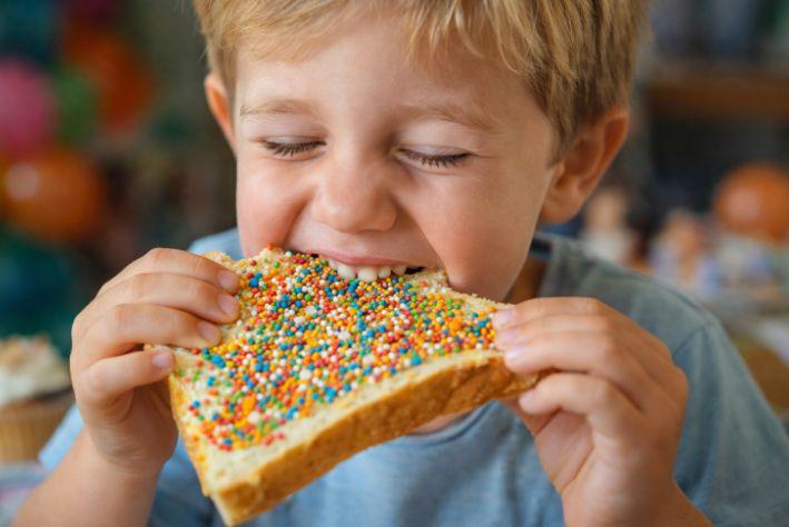 Ce este Fairy Bread, desertul iconic al Australiei