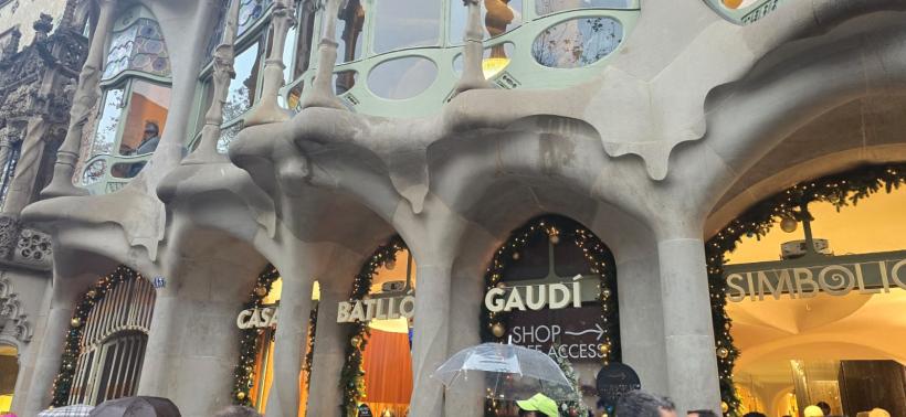 Barcelona, sub amprenta proiectului Gaudi 18987544