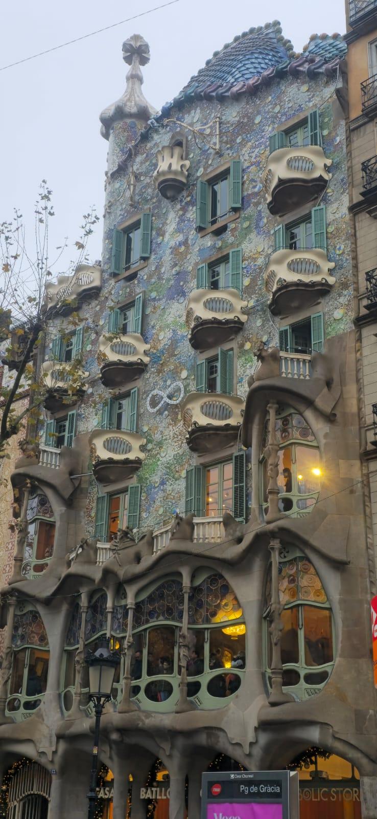 Barcelona, sub amprenta proiectului Gaudi 18987549