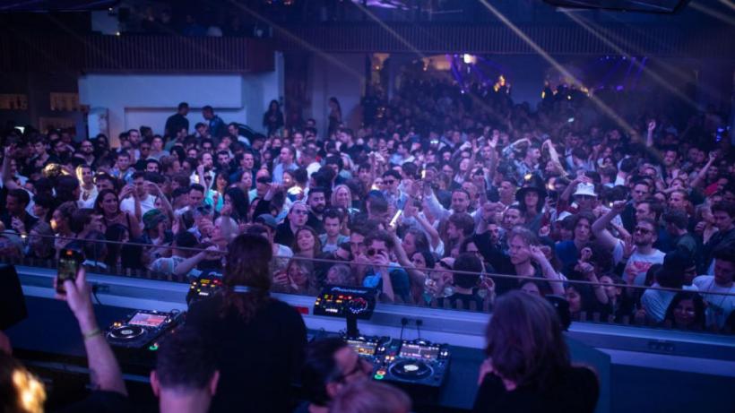 Cum au devenit doi români un fenomen internațional în industria muzicii dance (EDM). „Monetizarea – o chestiune de timp și disciplină”