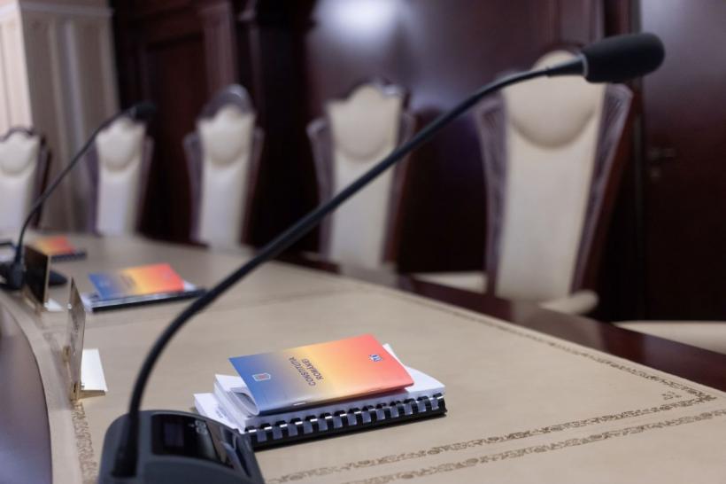 UPDATE Ședința CCR pentru pensiile magistraților s-a încheiat din nou cu o amânare