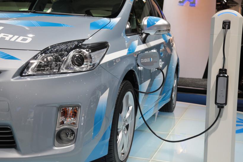 Chinezii suflă în ceafa europenilor, scapă cine poate. Testul elanului pentru industria auto în 2026