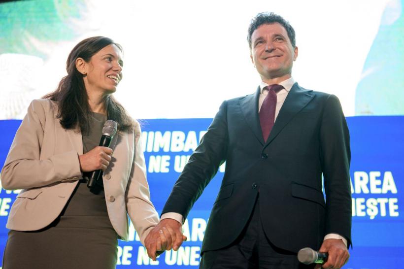 Viața de „Primă Doamnă”, cu restricții: ce i-a fost interzis Mirabelei Grădinaru la Cotroceni