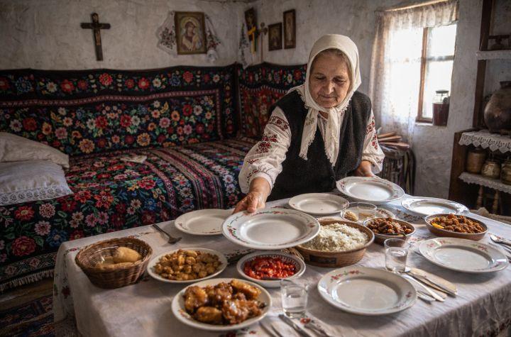 De ce se pregătesc 12 feluri de mâncare în Ajunul Bobotezei, pe 5 ianuarie