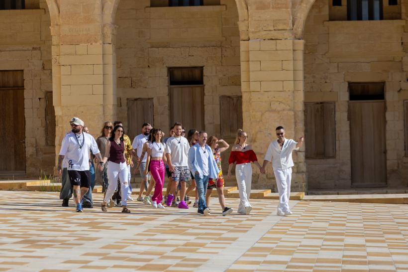 De la 20:30, la Antena 1 și pe AntenaPLAY, Dani Oțil dă startul celui de-al treilea sezon Power Couple: ”Nu vreau să-i sperii, dar habar nu au în ce s-au băgat” 18988344