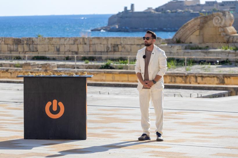 De la 20:30, la Antena 1 și pe AntenaPLAY, Dani Oțil dă startul celui de-al treilea sezon Power Couple: ”Nu vreau să-i sperii, dar habar nu au în ce s-au băgat” 18988345