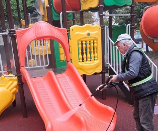 Locurile de joacă din Sectorul 1, întreținute cu 2 milioane de euro