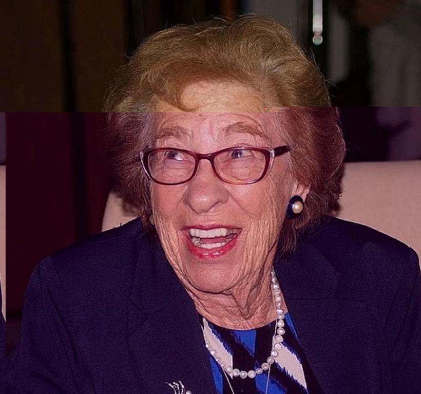 Sora vitregă a Annei Frank a murit la 96 de ani: Regele Charles, omagiu emoționant