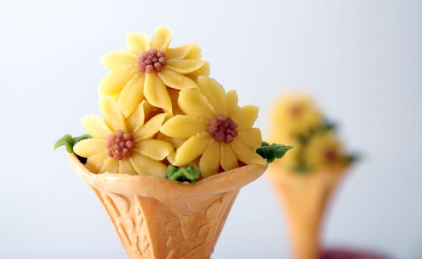 Trucul gospodinelor: Cum prepari acasă extract de vanilie