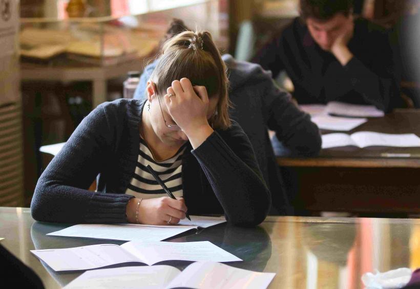 Avem criză de medici, dar prea multe locuri la rezidențiat