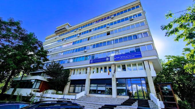 Statul și-a dat dezlegare de la criză și nu se poate opri din cumpărat mașini  18988799