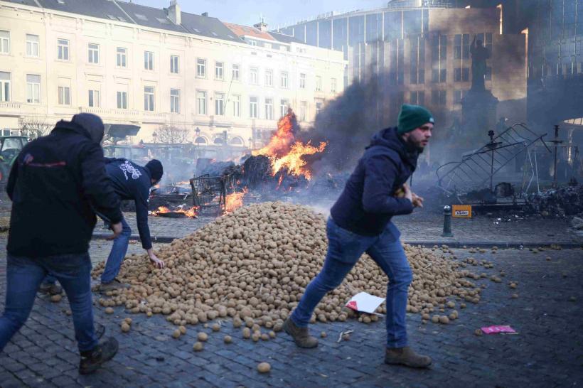 Guvernul ignoră fermierii: România, gata să semneze acordul UE–Mercosur 18988750