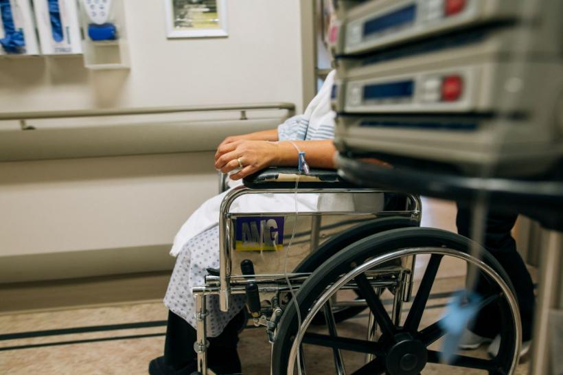 Șoc pentru pacienții cronici: statul le taie sprijinul fără explicații