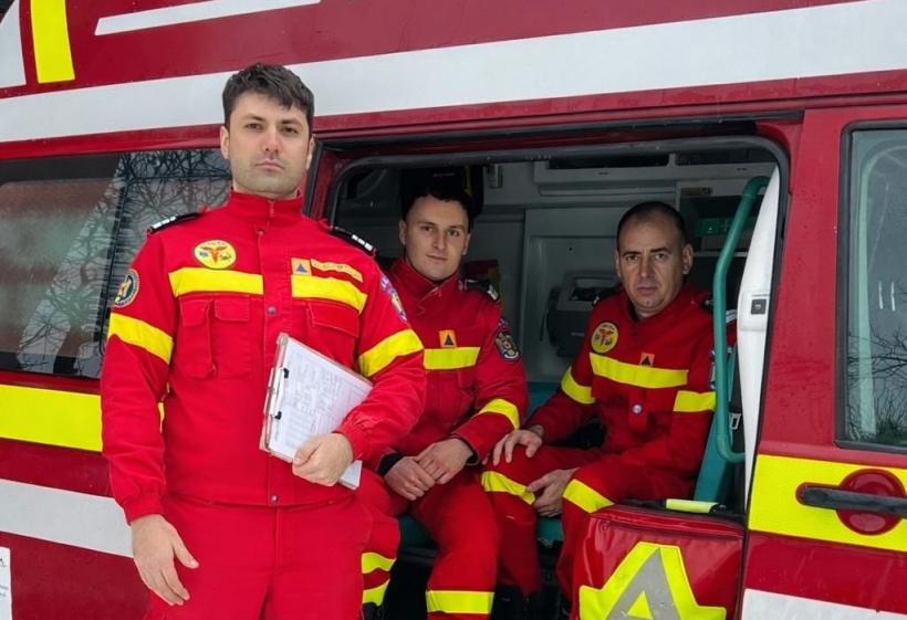Giurgiu: O femeie a născut, asistată de paramedici, într-o ambulanță SMURD