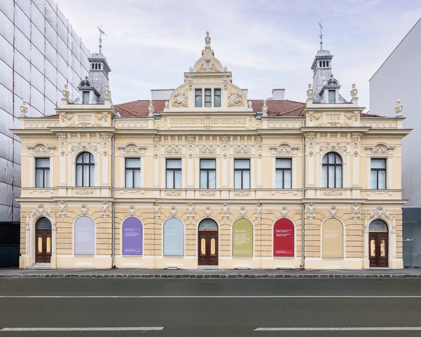 „Ioana Nemeș. Monthly Evaluations”, o selecție de șase zile din viața artistei, prezentată în cadrul programului Window Art al Muzeului de Artă Brașov